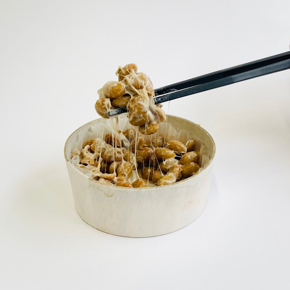 おららの温泉納豆（丸木箱）